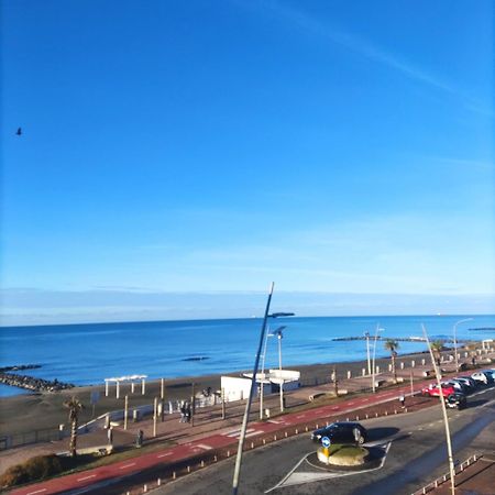 Apartment With Seaview Casa Davidoff Lido di Ostia Bagian luar foto