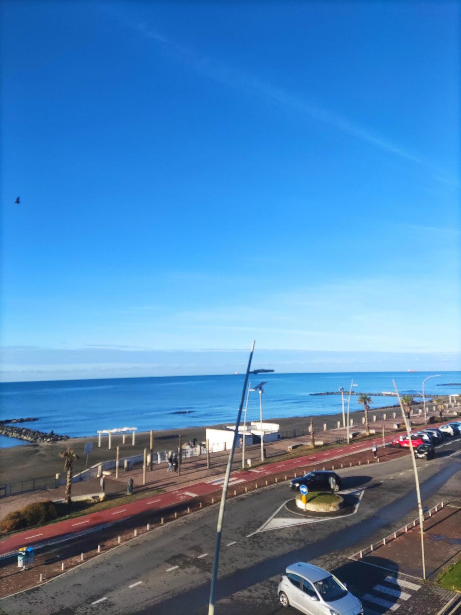 Apartment With Seaview Casa Davidoff Lido di Ostia Bagian luar foto